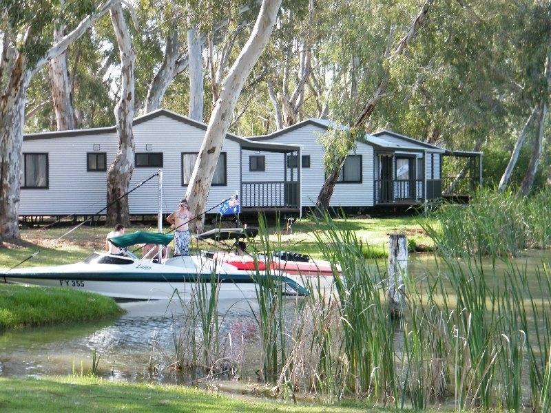 Cohuna Waterfront Holiday Park Exteriör bild