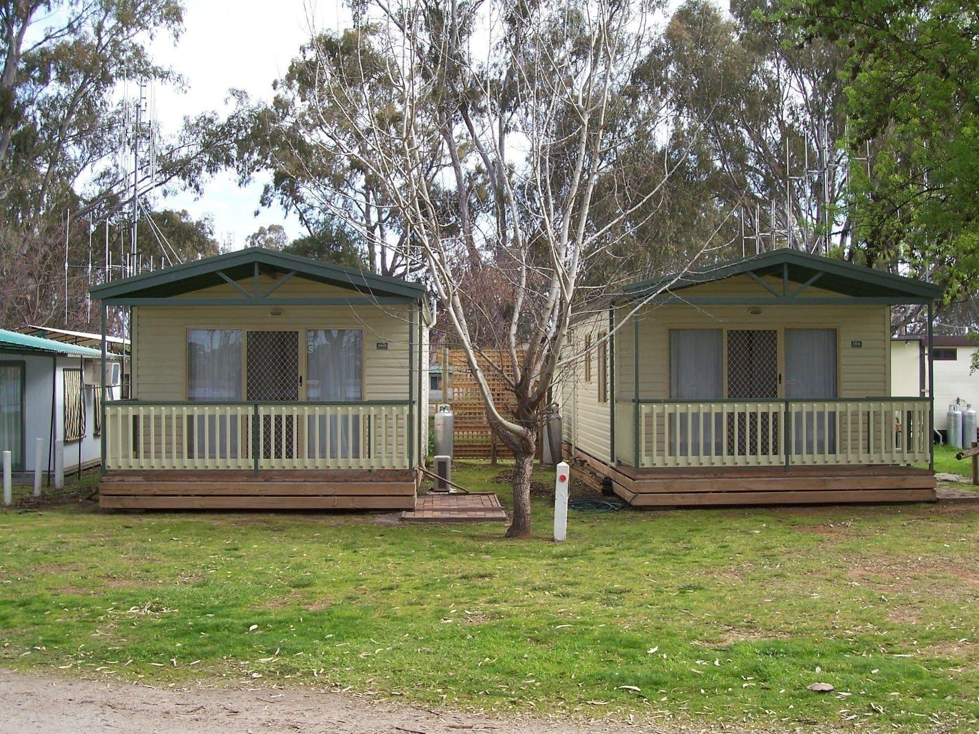 Cohuna Waterfront Holiday Park Exteriör bild
